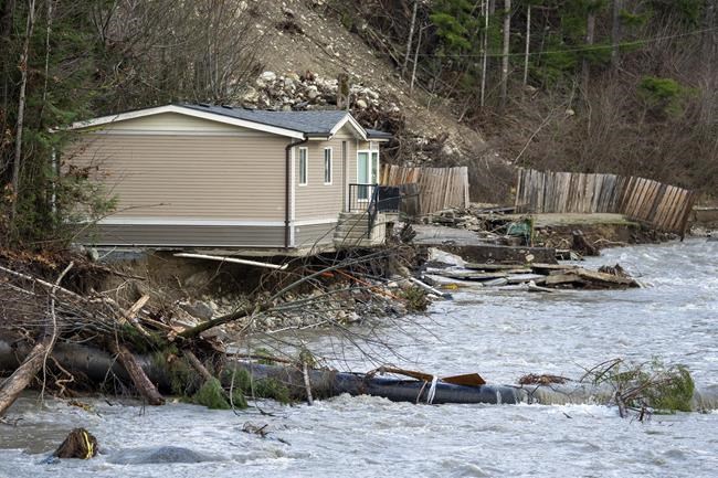 Disaster expert urges those affected by B.C. flooding to take care of mental health | iNFOnews.ca CP398896278
