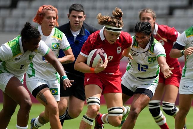 Canadian flanker Karen Paquin named to World Rugby's 2021 Dream Team | iNFOnews.ca