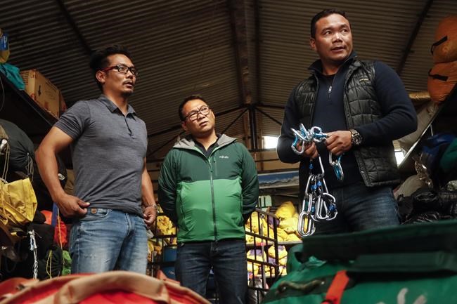 Sherpa brothers set out for grand slam of mountaineering | iNFOnews.ca Sherpa brothers set out for grand slam of mountaineering | iNFOnews.ca