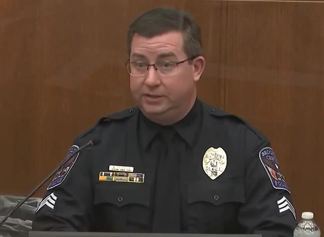 Prosecutors at Kim Potter trial document her Taser training | iNFOnews.ca CP242114680