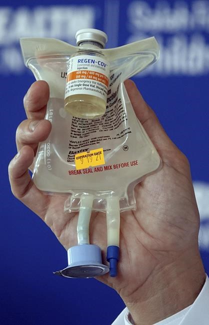 Omicron may sideline two leading drugs against COVID-19 | iNFOnews.ca