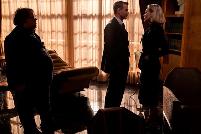 Blanchett, del Toro on the femme fatale of 'Nightmare Alley' | iNFOnews.ca