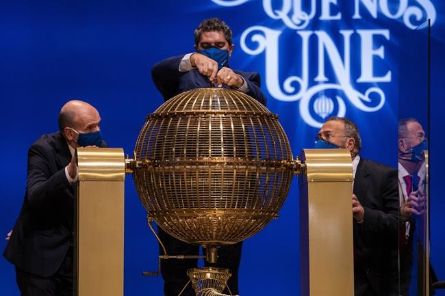 Spain's huge Christmas lottery offers distraction from virus | iNFOnews.ca Spain's huge Christmas lottery offers distraction from virus | iNFOnews.ca