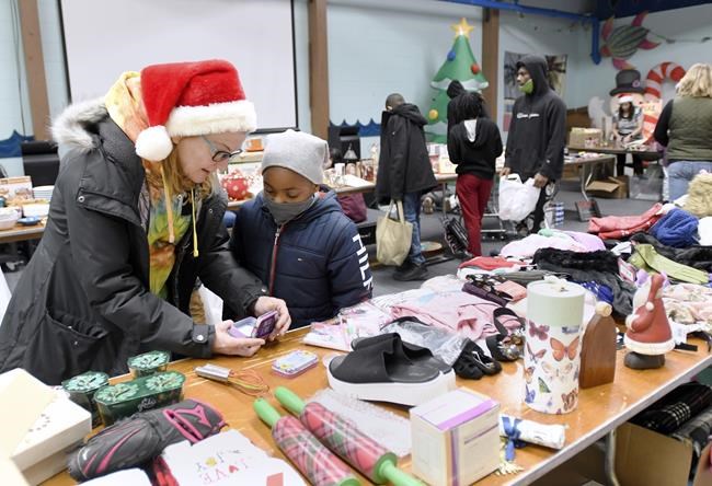 A gift of Christmas joy for the children of the incarcerated | iNFOnews.ca CP1760992235