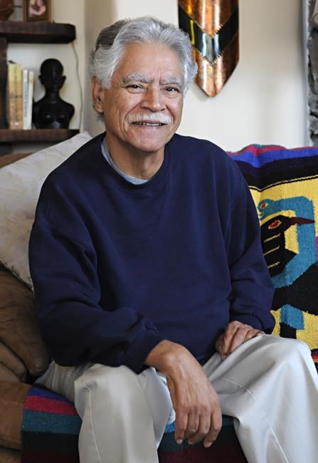Rudolfo Anaya weaved bilingual holiday tale for children | iNFOnews.ca