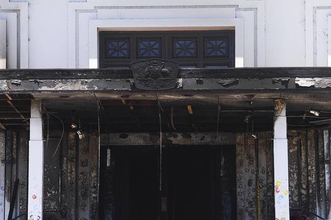 Fire damages front doors of Australia's Old Parliament House | iNFOnews.ca Fire damages front doors of Australia's Old Parliament House | iNFOnews.ca