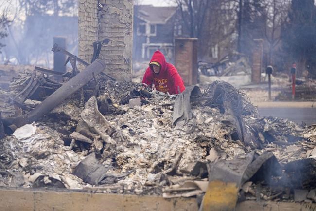 'So many memories': Over 500 homes feared destroyed by fire | iNFOnews.ca