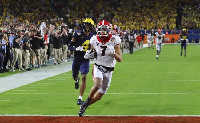 Angry Dawgs: No. 3 Georgia beats No. 2 Michigan 34-11 in CFP | iNFOnews.ca Angry Dawgs: No. 3 Georgia beats No. 2 Michigan 34-11 in CFP | iNFOnews.ca