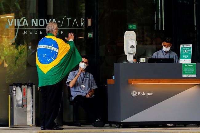 Brazil's Bolsonaro hospitalized with intestinal obstruction | iNFOnews.ca Brazil's Bolsonaro hospitalized with intestinal obstruction | iNFOnews.ca