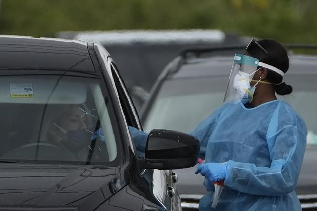 Omicron upends return to US schools and workplaces | iNFOnews.ca