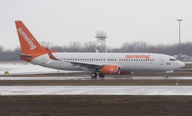 Federal transport minister asks for investigation into Sunwing party flight to Mexico | iNFOnews.ca