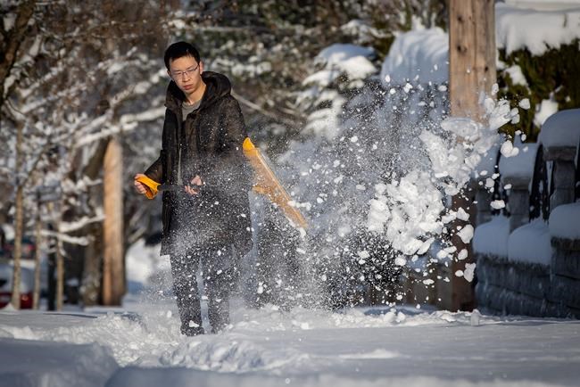 Southern B.C. braces for heavy snow as northern region endures bone-chilling cold | iNFOnews.ca