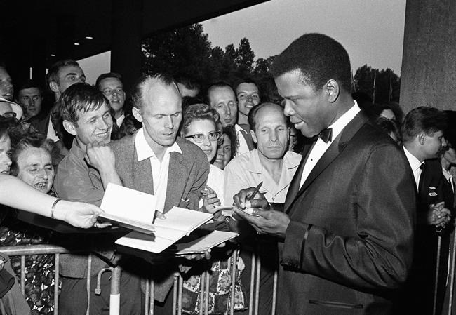 Tributes pour in for groundbreaking actor Sidney Poitier | iNFOnews.ca