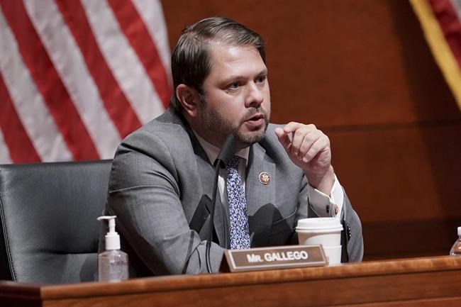 Congressman's memoir corrected to remove reporter criticism | iNFOnews.ca