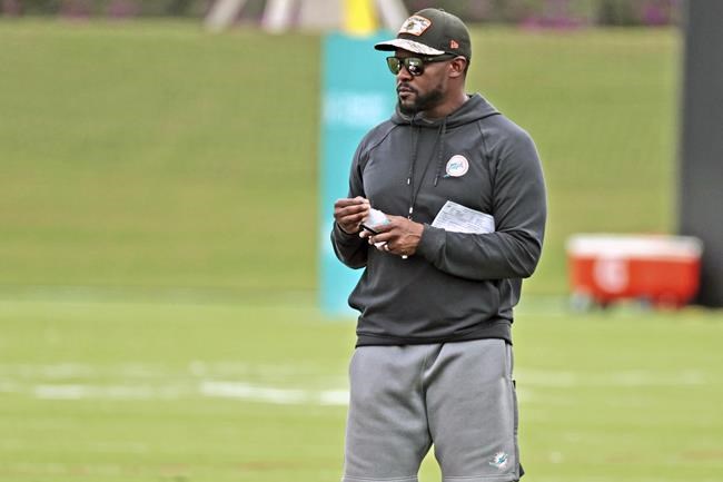 Miami Dolphins fire coach Brian Flores after 3 seasons | iNFOnews.ca Miami Dolphins fire coach Brian Flores after 3 seasons | iNFOnews.ca
