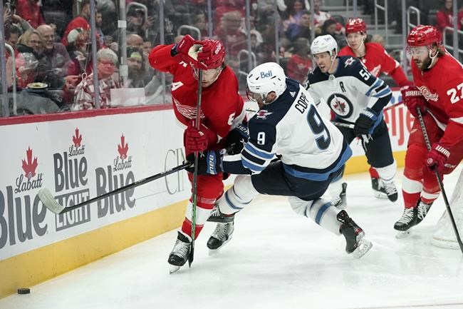 Connor Hellebuyck stops 33 shots, Jets beat Red Wings 3-0 | iNFOnews.ca