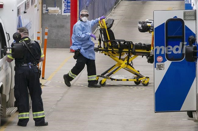 Omicron may seem unavoidable, but experts say 'let it rip' isn't the solution | iNFOnews.ca Omicron may seem unavoidable, but experts say 'let it rip' isn't the solution | iNFOnews.ca