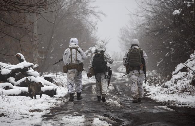 Canada extends, expands mission to train Ukraine soldiers but won't arm them | iNFOnews.ca