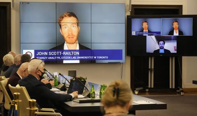 Two more Poles identified as victims of hacking with spyware | iNFOnews.ca CP561180046