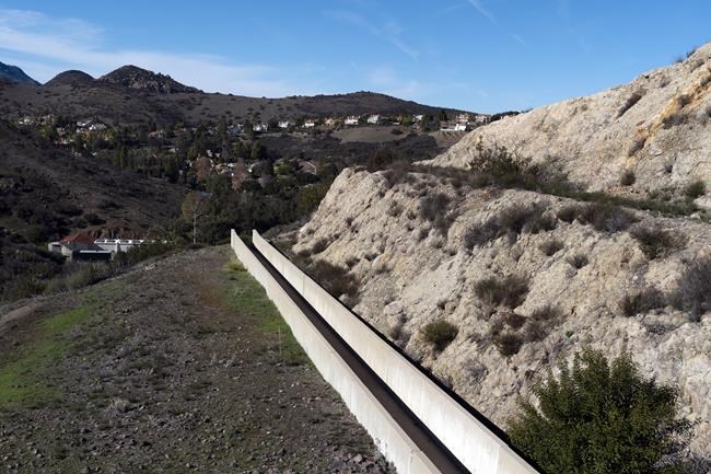 Celeb-heavy Los Angeles suburb gets tough on water wasters | iNFOnews.ca