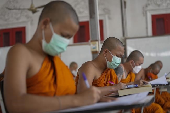 Thailand loosens entry restrictions as omicron worries ease | iNFOnews.ca