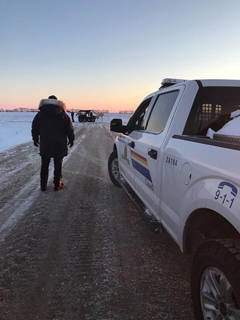 Man charged with human smuggling after 4 bodies found in Manitoba near U.S. border | iNFOnews.ca