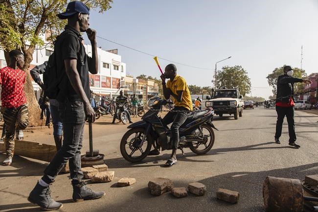 Burkina Faso forces fire tear gas at anti-govt protests | iNFOnews.ca