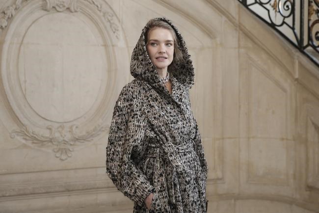 Dior celebrates couture craft, as maskless Delevingne irks | iNFOnews.ca