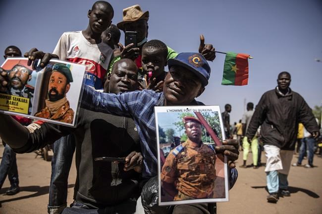 Hundreds march in Burkina Faso to show support for new junta | iNFOnews.ca