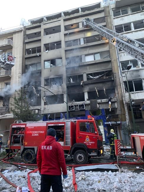 Explosion damages offices, stores in Athens; 3 hurt | iNFOnews.ca Explosion damages offices, stores in Athens; 3 hurt | iNFOnews.ca