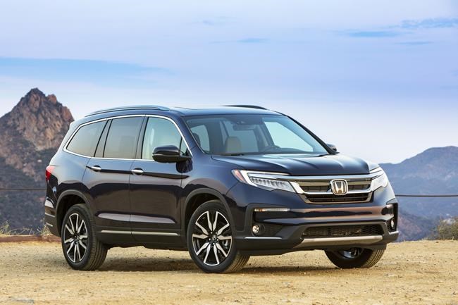 Edmunds: 2022 Nissan Pathfinder vs. 2022 Honda Pilot | iNFOnews.ca