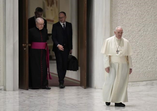 Pope urges parents to 'never condemn' their gay children | iNFOnews.ca