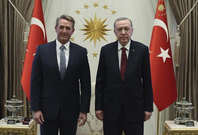 Ex-US senator Jeff Flake begins post as ambassador to Turkey | iNFOnews.ca