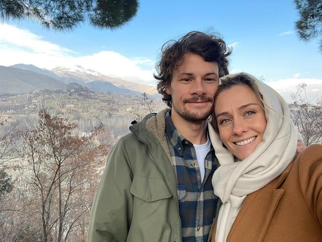 From Kabul, pregnant reporter fights NZ govt to come home | iNFOnews.ca