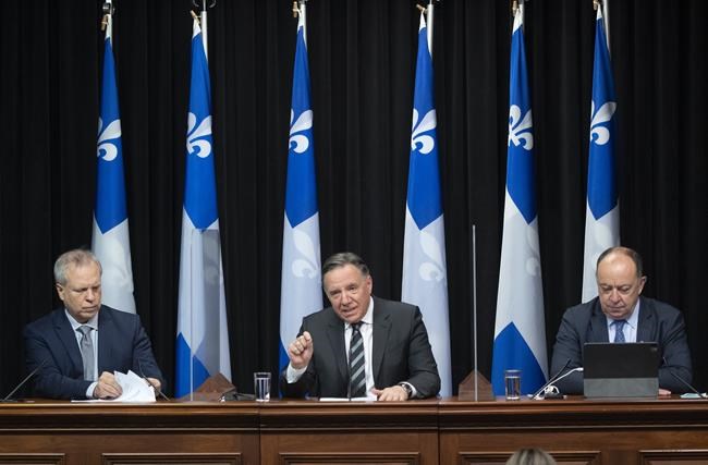 Quebec backtracks on taxing unvaccinated to maintain 'social peace' | iNFOnews.ca