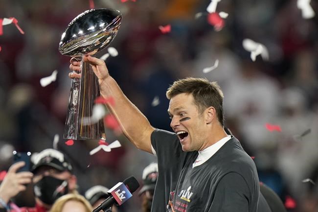 Rare Tom Brady card fetches $118,000 at auction in Maine | iNFOnews.ca