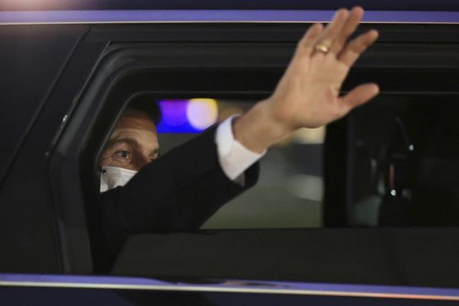 Macron takes aim at migration with eye on French election | iNFOnews.ca