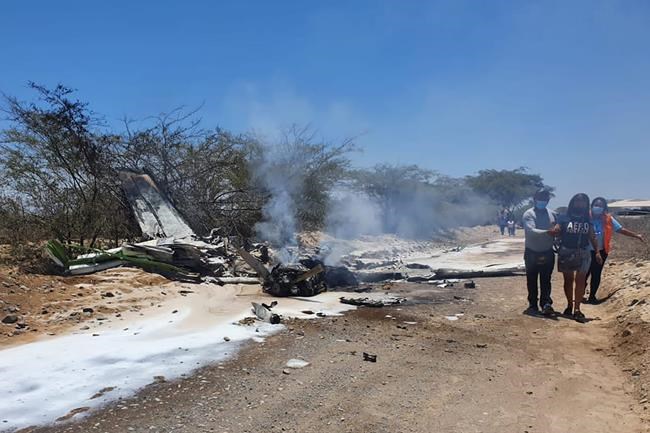 7 killed when plane on Nazca lines tour crashes in Peru | iNFOnews.ca CP863994518