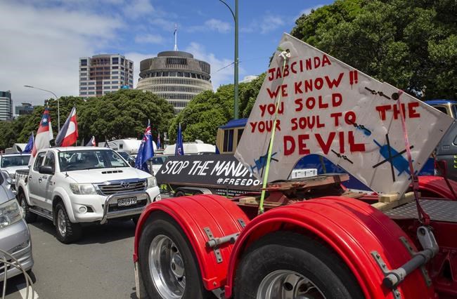 Police arrest convoy protesters at New Zealand's Parliament | iNFOnews.ca