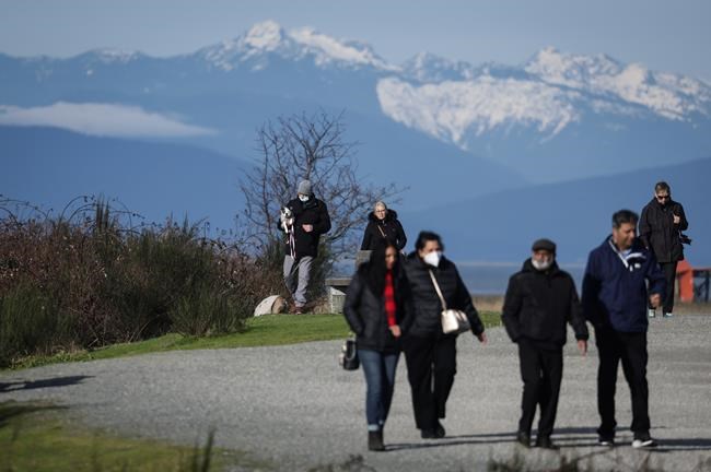 No new COVID-19 deaths, but there are 986 people in B.C.'s hospitals | iNFOnews.ca