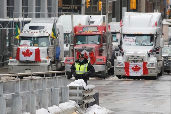 Political pressure grows for end to convoy protests as Ottawa warns of weekend surge | iNFOnews.ca Political pressure grows for end to convoy protests as Ottawa warns of weekend surge | iNFOnews.ca