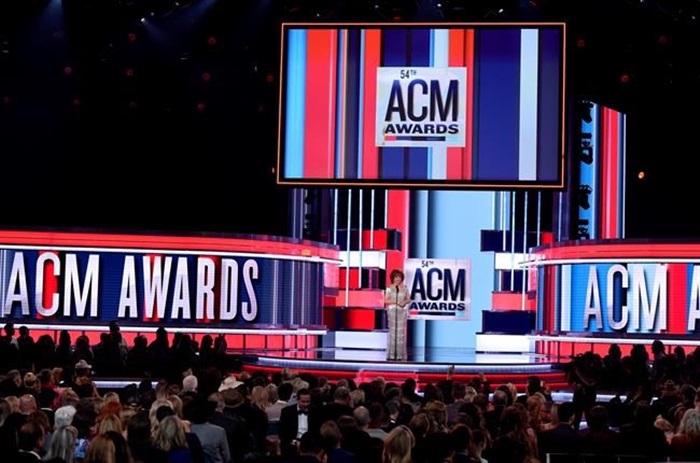 Chris Young leads Academy of Country Music nominations | iNFOnews.ca CP229391249
