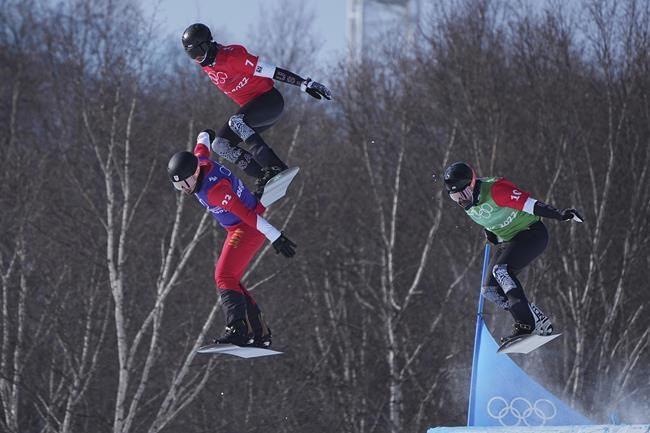 US snowboard coach, rider being investigated for misconduct | iNFOnews.ca