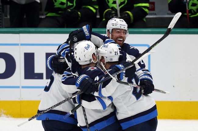 Robertson scores in OT to lift Stars to 4-3 win over Jets | iNFOnews.ca Robertson scores in OT to lift Stars to 4-3 win over Jets | iNFOnews.ca