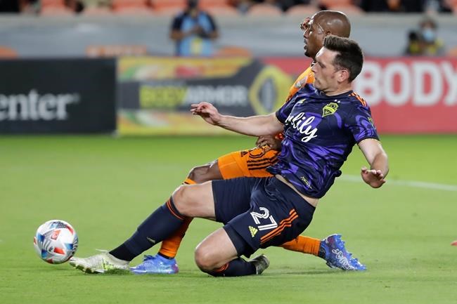 O'Neill learns his way on roller-coaster soccer journey that has led him to Toronto FC | iNFOnews.ca CP645572841