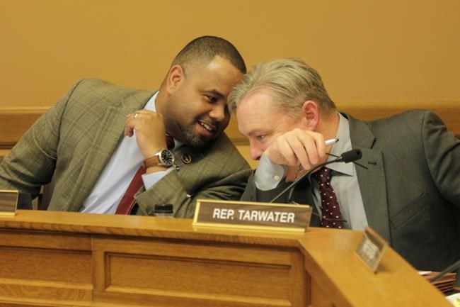 Curriculum struggle has Kansas GOP pursuing 'transparency' | iNFOnews.ca