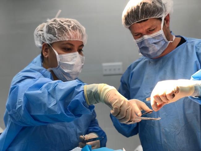 Physician assistants could fill part of B.C.'s need for more doctors: advocates | iNFOnews.ca