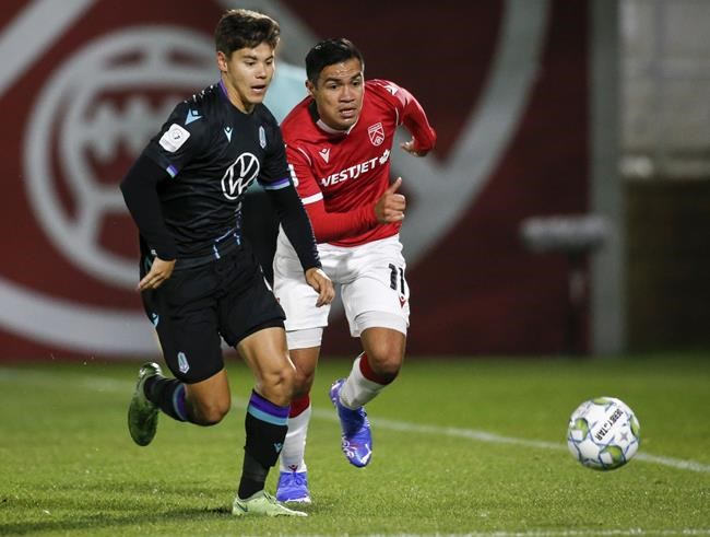 Toronto FC signs Kadin Chung amidst talk a more experienced fullback in on his way | iNFOnews.ca CP771551120
