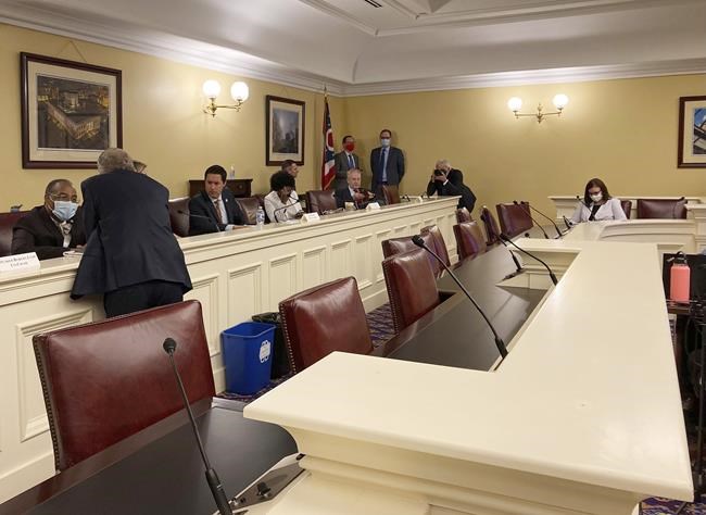As maps fall, GOP tries to neutralize state supreme courts | iNFOnews.ca