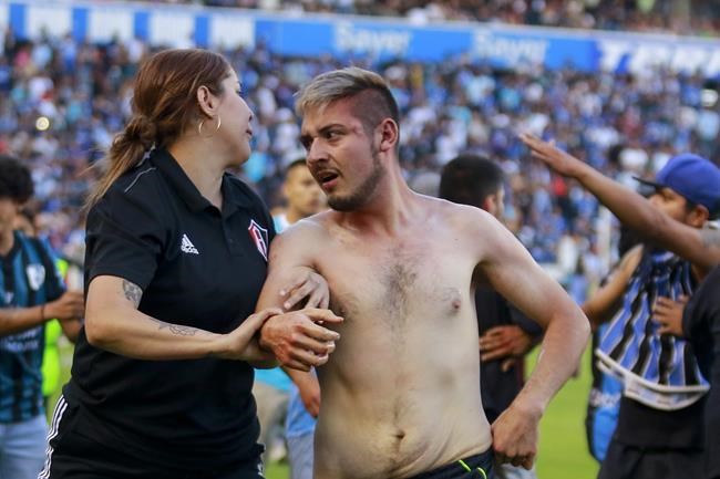 At least 22 injured in brawl at Mexican soccer match | iNFOnews.ca